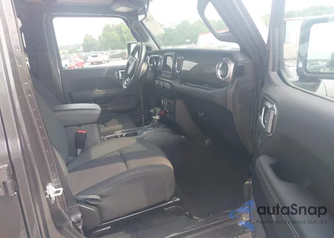 2021 Jeep Wrangler Unlimited Sahara 4X4 z USA, uszkodzony, nr VIN 1C4HJXEG6MW758927